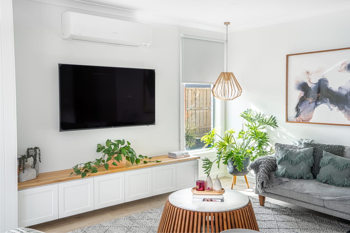 Venetian Blinds For Living Room