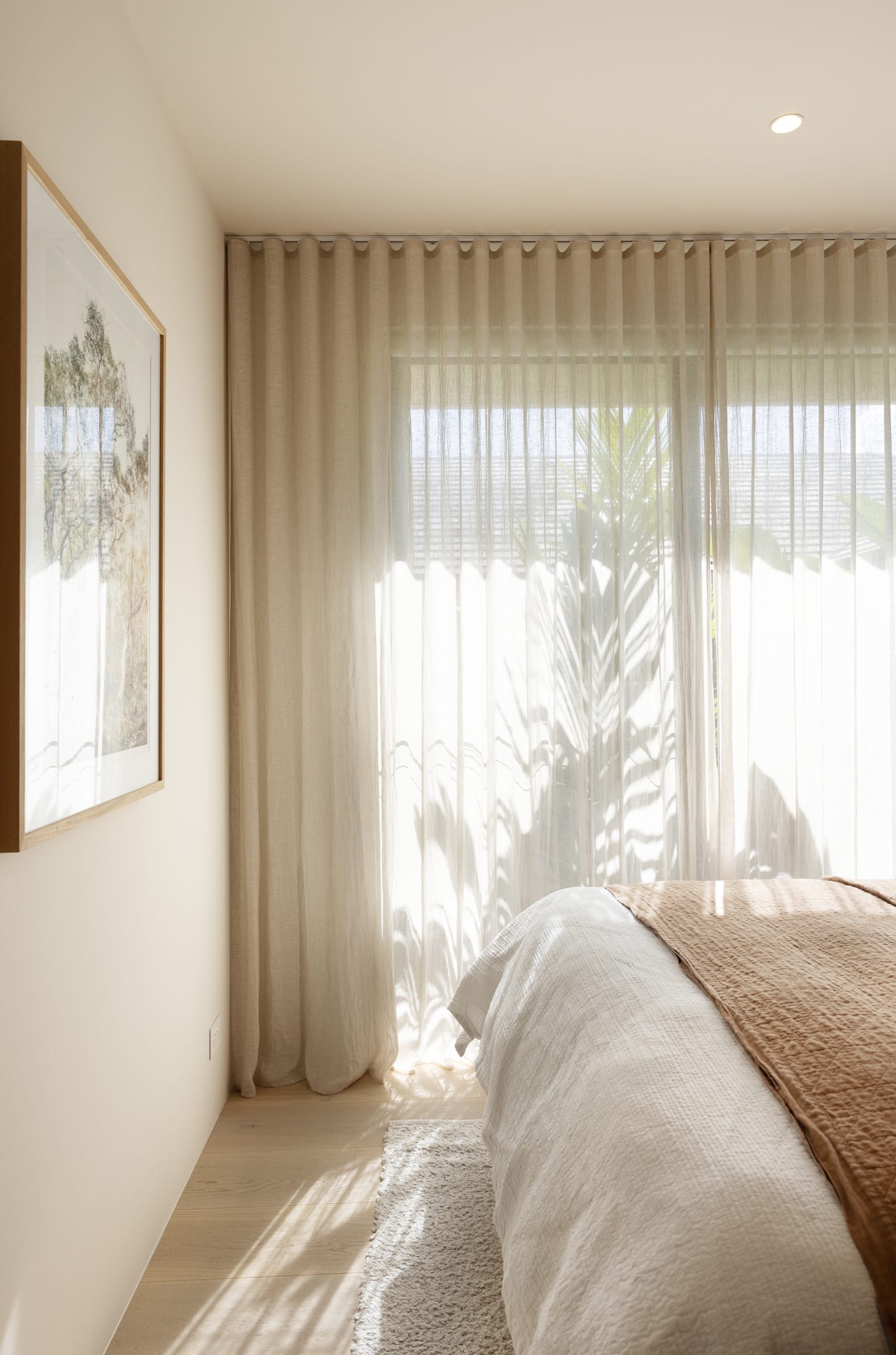 Tailored Elegance in Natural Fibres