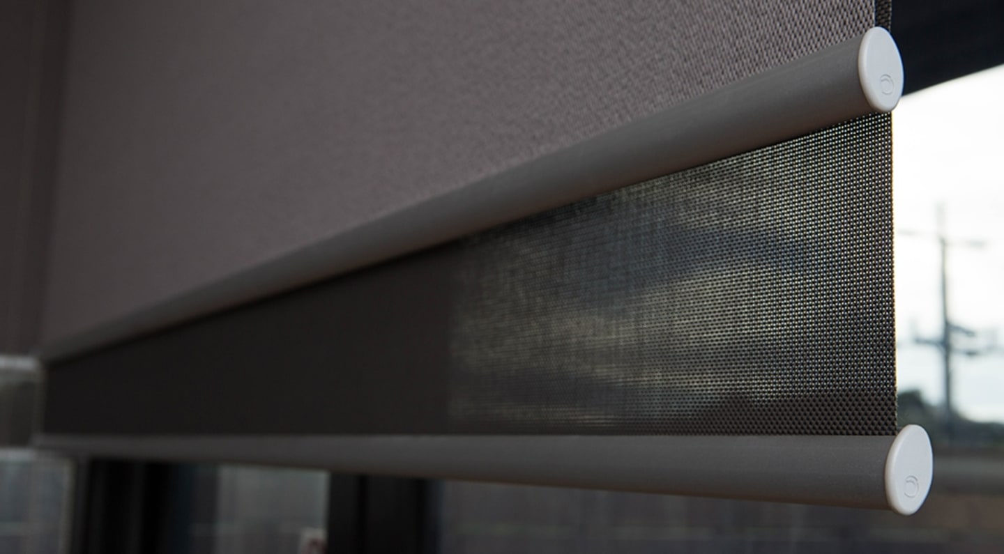 undefinedBlinds vs Curtains: How to Select the Perfect Window Covering for Your Home