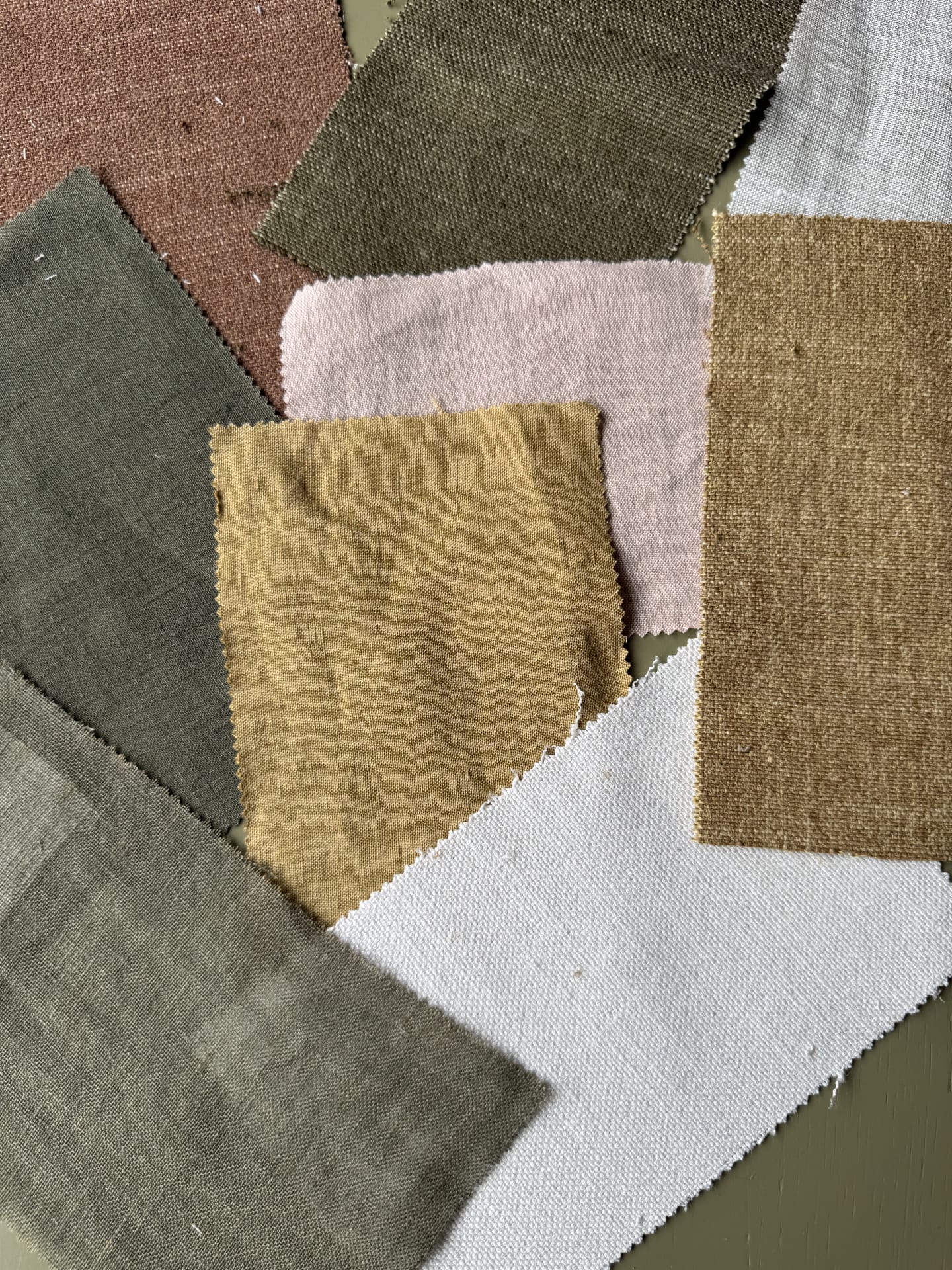 How to Choose the Right Curtain Fabric